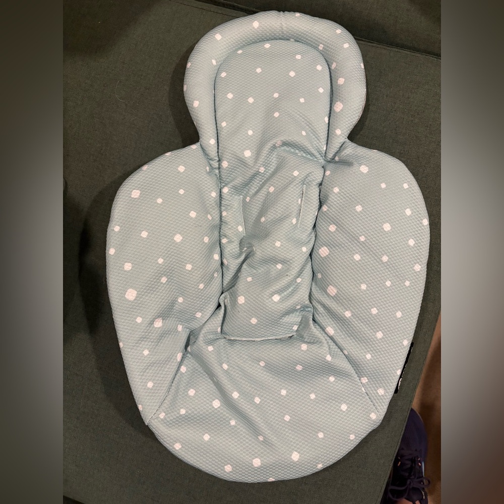 Mamaroo Swing Polka Baby Swing Cushion insert